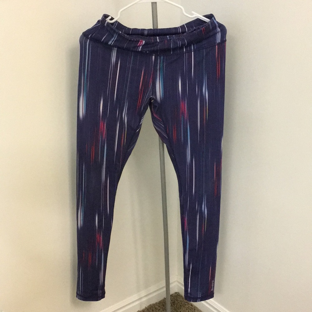 Purple-striped leggings